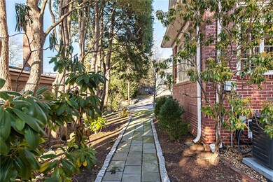 32 Kenilworth Way, Pawtucket, RI 02860 - photo 6