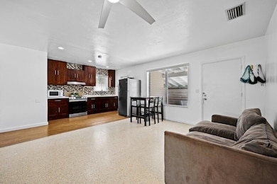 313 SW 7th St, Hallandale Beach, FL 33009 - photo 6