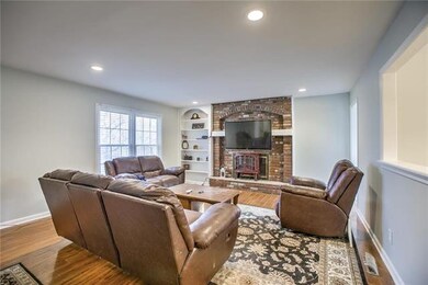 10109 Monrovia St, Lenexa, KS 66215 - photo 6