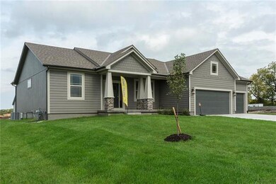 19608 W 198th St, Spring Hill, KS 66083 - photo 5