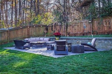 305 Jamestown Oaks Dr, Jamestown, NC 27282 - photo 3