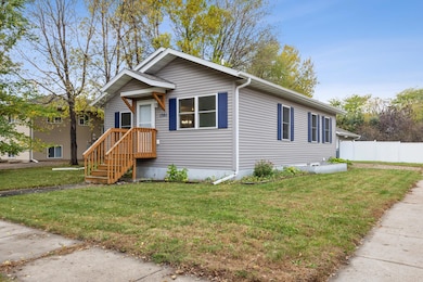 1301 16 1 2 St S, Fargo, ND 58103 - photo 2