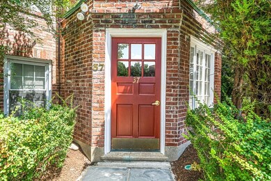 37 Commonwealth Ave unit 32, Chestnut Hill, MA 02467 - photo 2