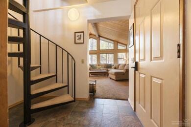 17895 Aspen Butte Ln, Sunriver, OR 97707 - photo 7