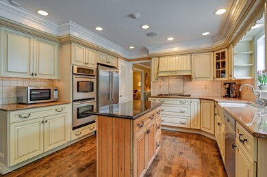 012_Kitchen