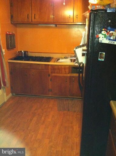 8731 Oakleigh Rd, Parkville, MD 21234 - photo 3