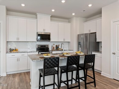 MorganHills_Lennon_Kitchen2