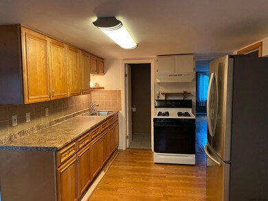 56 New York Ave, Rensselaer, NY 12144 - photo 4