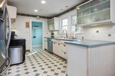 1 Clinton Rd._W5_009