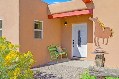 2215 Rancho Siringo Rd unit 6, Santa Fe, NM 87505 - photo 3