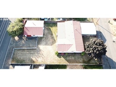 375 W Union Ave, Heppner, OR 97836 - photo 6