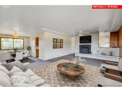 Living Room/Dining Room