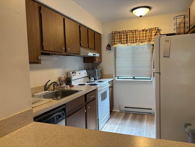 Bright well appointed kitchen