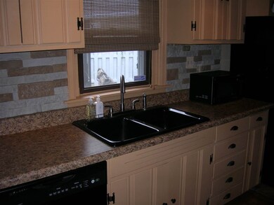 3821 N Swan Ridge Circle Cir N, Memphis, TN 38111 - photo 6