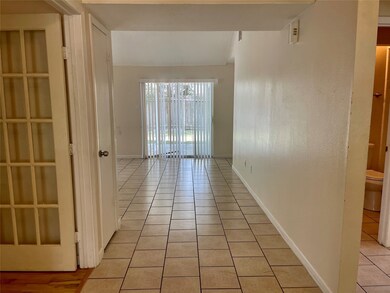 8542 Lake Crystal Dr, Houston, TX 77095 - photo 5