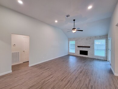 7777 Springville Dr, Houston, TX 77095 - photo 7