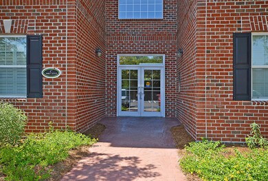 CREM_1473 Cambridge Lakes Bldg C_002