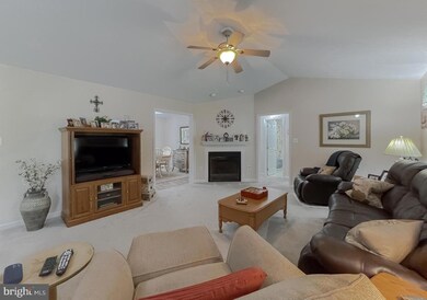 15930 Pointe Meadow Ct, Brandywine, MD 20613 - photo 7