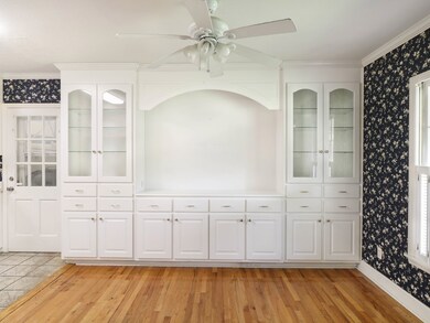 1802 Lullwater Rd, Albany, GA 31707 - photo 2