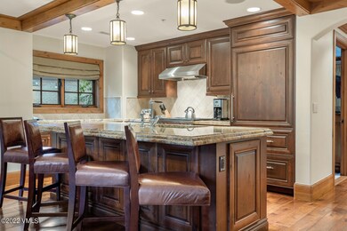 74 Willow Rd-003-026-Kitchen-MLS_Size