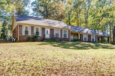 111 Annette Dr, Dickson, TN 37055 - photo 2
