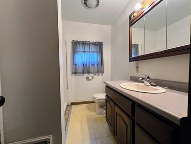 509 N Belmont St, Fall River, MA 02720 - photo 6