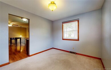 1819 Scheller Ln, New Albany, IN 47150 - photo 7