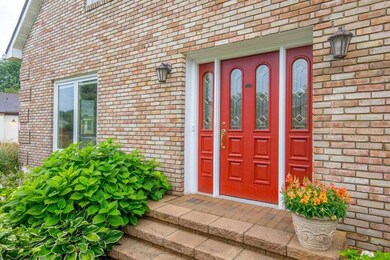 5651 Moorgate Dr, Columbus, OH 43235 - photo 2