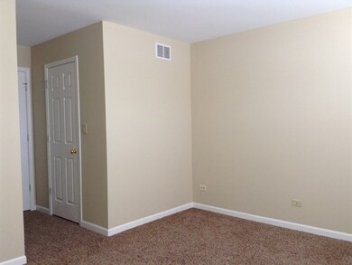 2075 Constitution Ct, Aurora, IL 60506 - photo 7