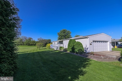 218 W Spruce St, Palmyra, PA 17078 - photo 4