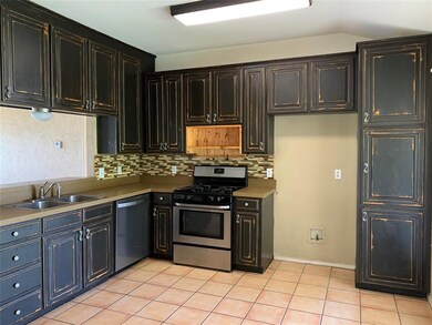 211 Zion Hill Loop, Weatherford, TX 76088 - photo 4