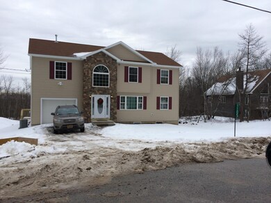 1105 Black Bear Ln, Long Pond, PA 18334 - photo 2