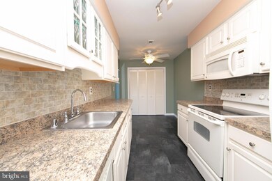 404 N Haddon Ave unit 404, Haddonfield, NJ 08033 - photo 4
