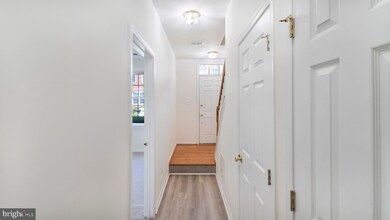 42809 Sykes Terrace, Chantilly, VA 20152 - photo 5