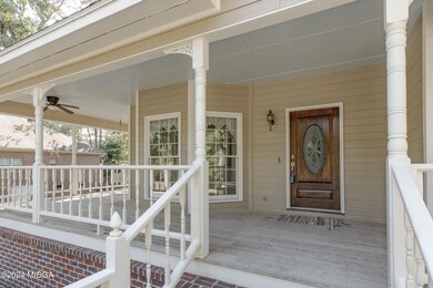 214 Falcon Crest-6