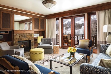LivingRoom1