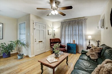 1723 Lamonte Ln, Houston, TX 77018 - photo 4