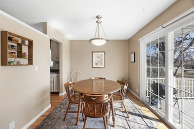 dining area-with access to the deck