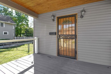 6-web-or-mls-1083-forest-st