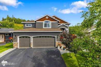 02-Exterior Front 20240802-DW-0276