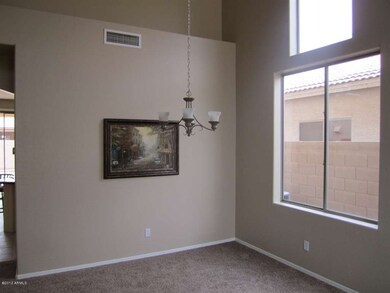 FORMAL DINING