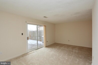 7920 Sharpsburg Ct, Manassas, VA 20109 - photo 3