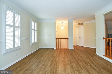 7705 Rockledge Ct, Springfield, VA 22152 - photo 6