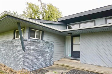 305 E State Road 28, Muncie, IN 47303 - photo 2