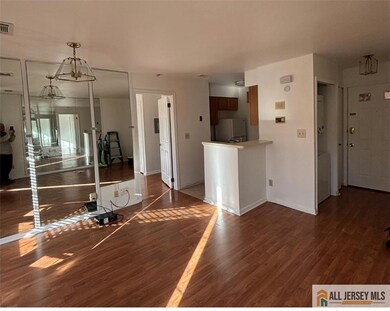 83 Crosspointe Dr unit 83, East Brunswick, NJ 08816 - photo 2