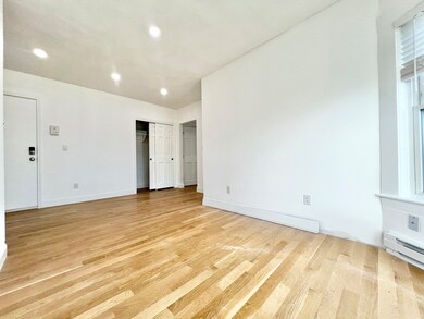 568 Main St unit 8, Woburn, MA 01801 - photo 4