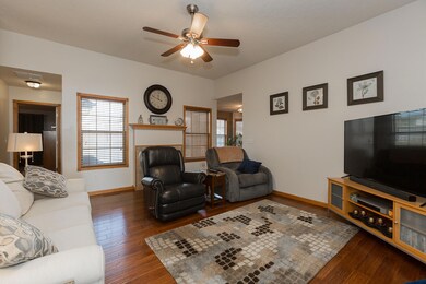 2859 W McGuffey St, Ozark, MO 65721 - photo 3