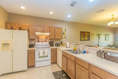 Chambers-5563