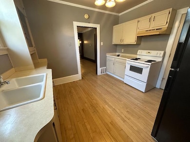 906 Union Ave, Sheboygan, WI 53081 - photo 4