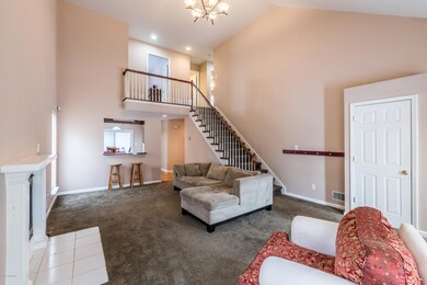 550 Wilke Farm Ave Lville-7